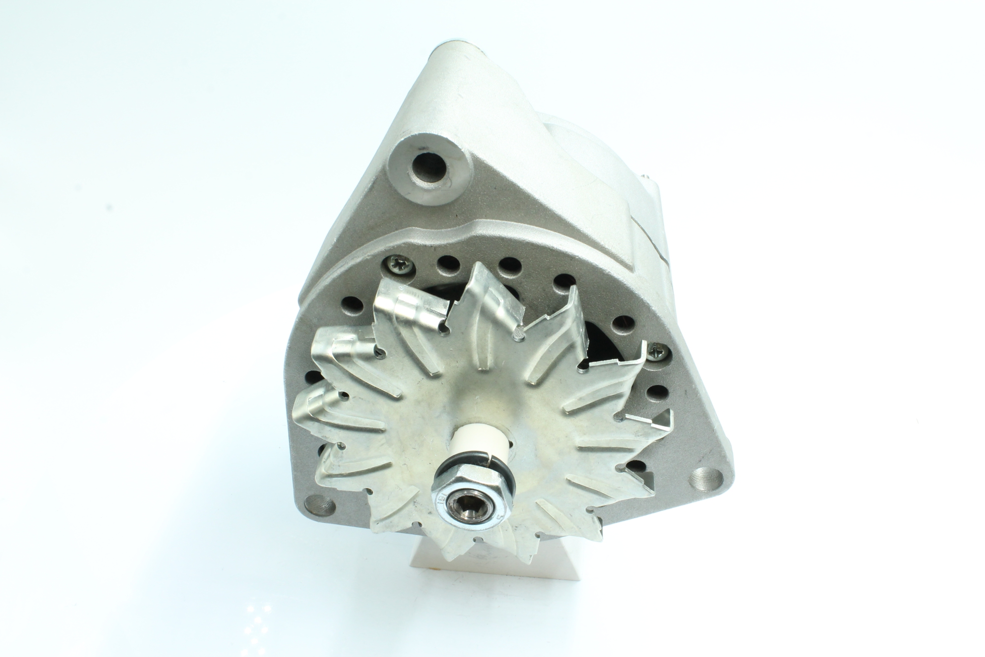 OEM A0091540602 PowerMax Laturi 89212189 varten MERCEDES-BENZ