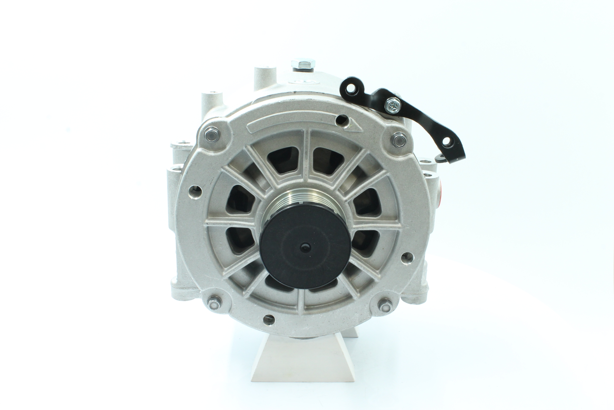 OEM A0001502550 PowerMax Laturi 89212212 varten MERCEDES-BENZ, MITSUBISHI, LAND ROVER