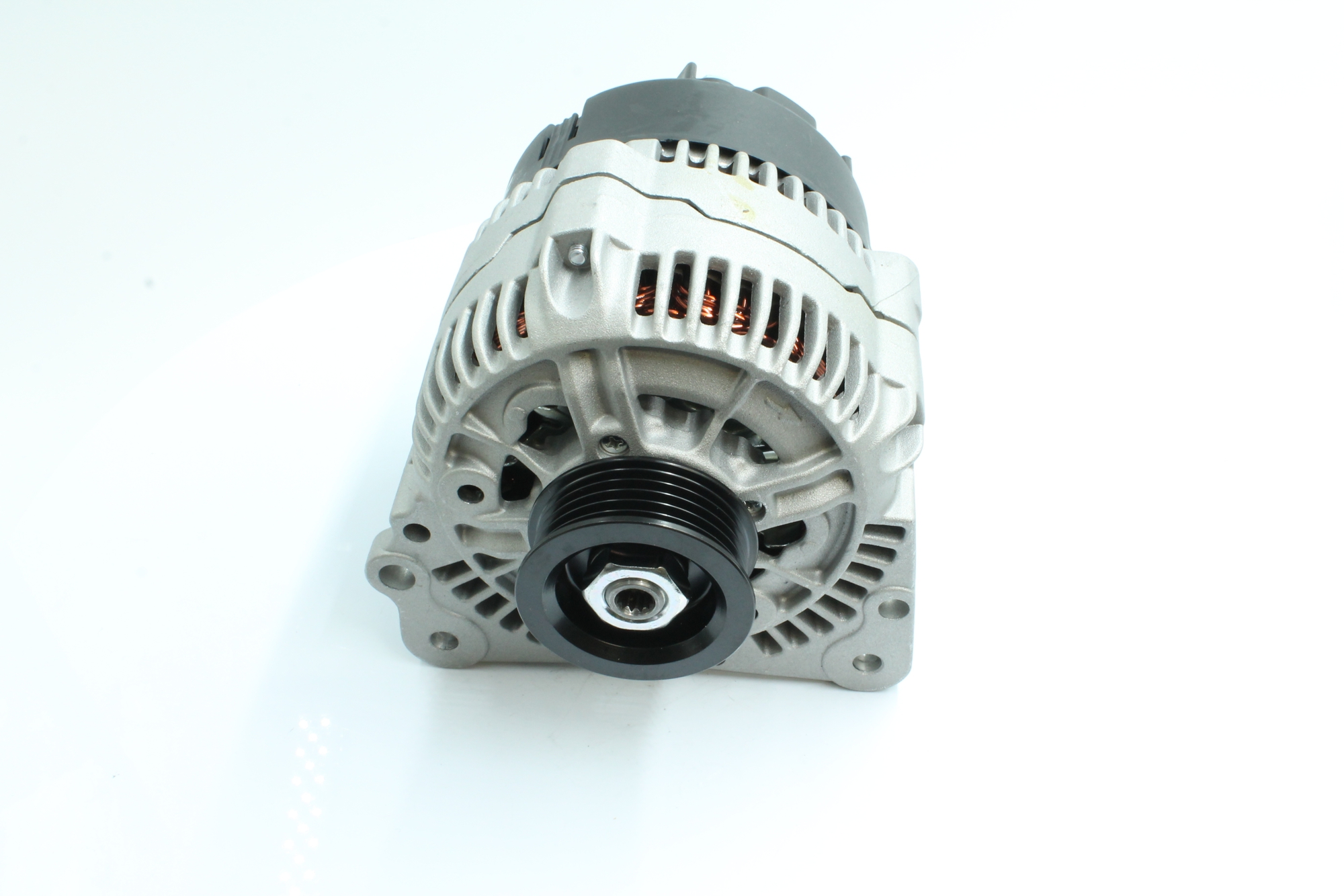 OEM 028903027T PowerMax Laturi 89212288 varten VW, AUDI, SKODA, SEAT, CUPRA