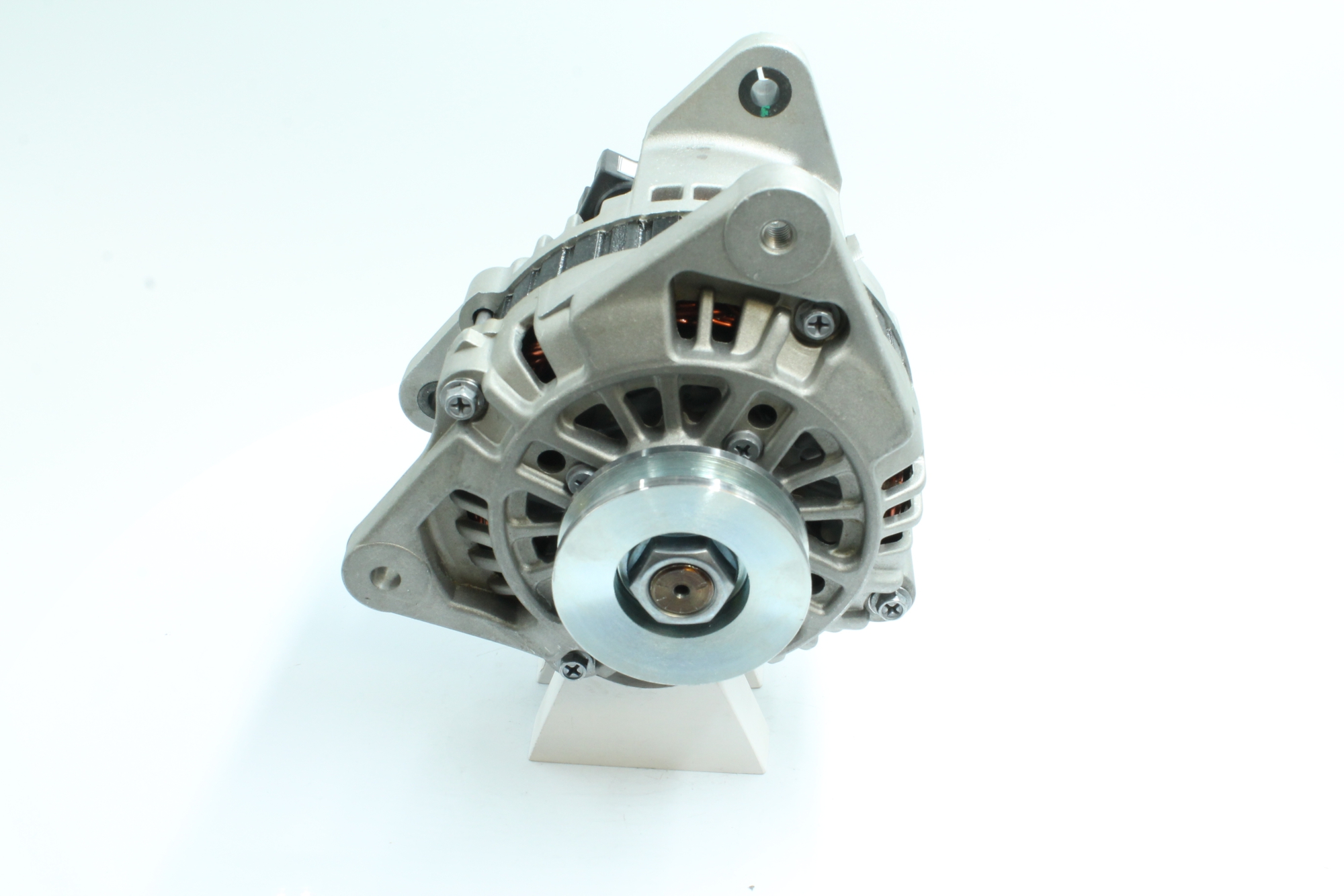 OEM 1093245 PowerMax Laturi 89212378 varten VOLVO, FORD, FORD USA