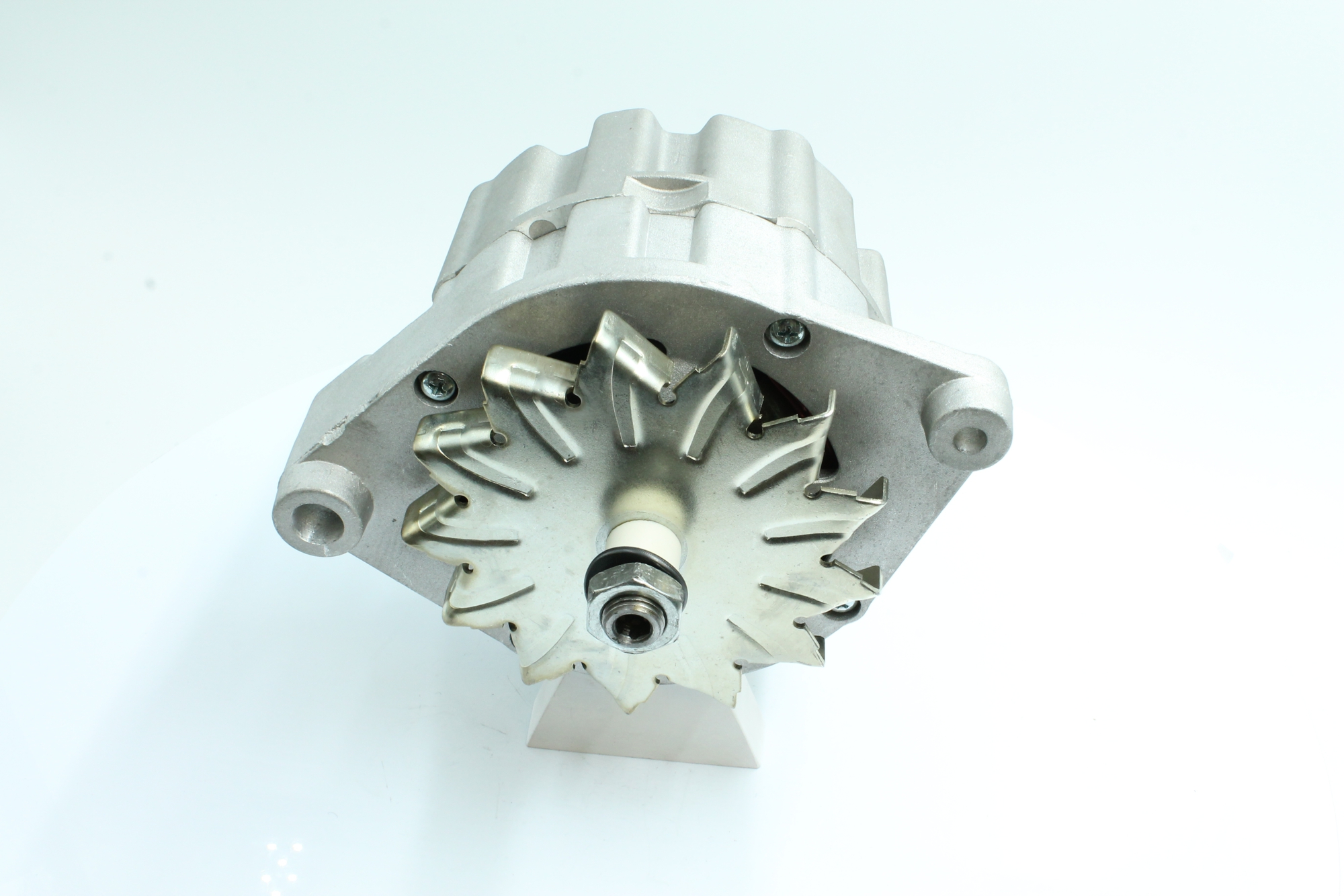 OEM 5003089 PowerMax Laturi 89212719 varten VW, VOLVO