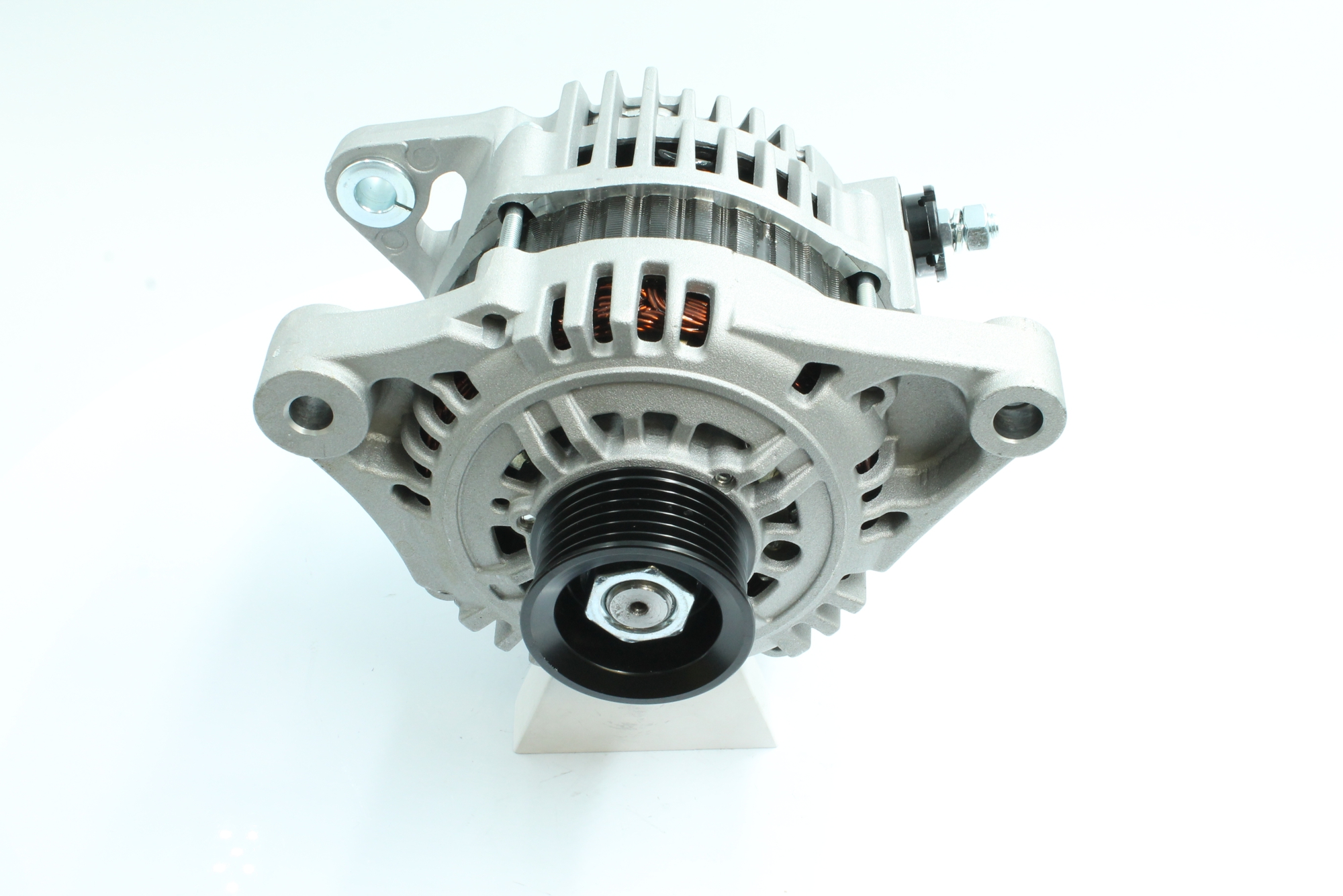 OEM LR165714 PowerMax Laturi 89212794 varten OPEL, MITSUBISHI