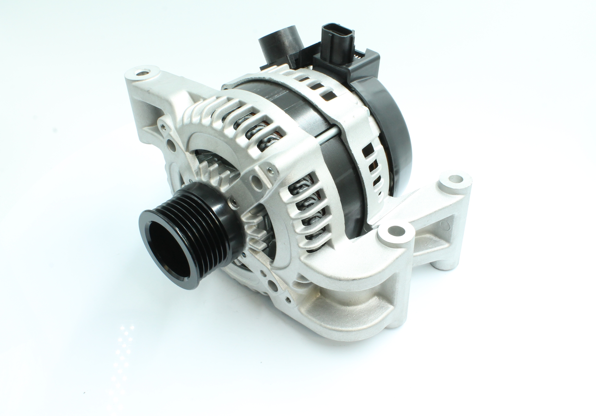 OEM 30667069 PowerMax Laturi 89212868 varten VOLVO, FORD, MAZDA