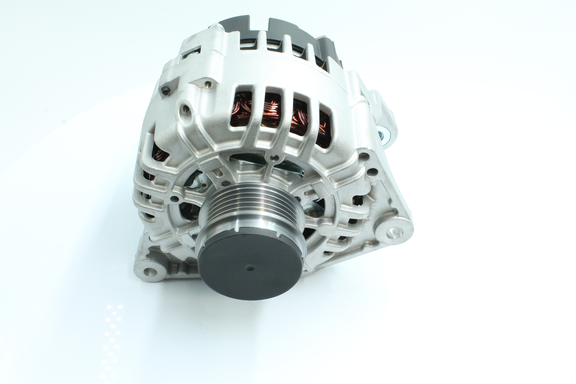 OEM 06B903016E PowerMax Laturi 89213054 varten VW, BMW, AUDI, SKODA, SEAT