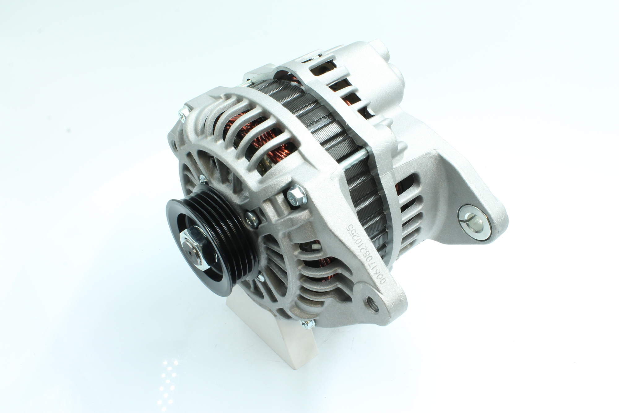 OEM B66S18300C PowerMax Alternatore 89213408 per KIA, MITSUBISHI, MAZDA, ROVER, MERCURY