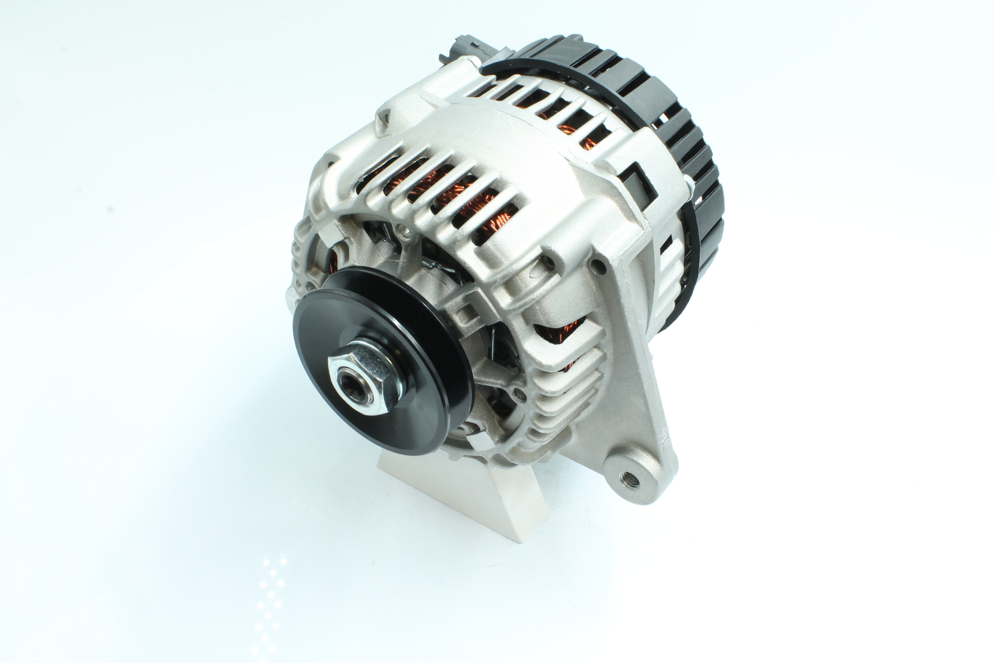 OEM 5705GE PowerMax Laturi 89213465 varten VW, PEUGEOT, CITROЁN