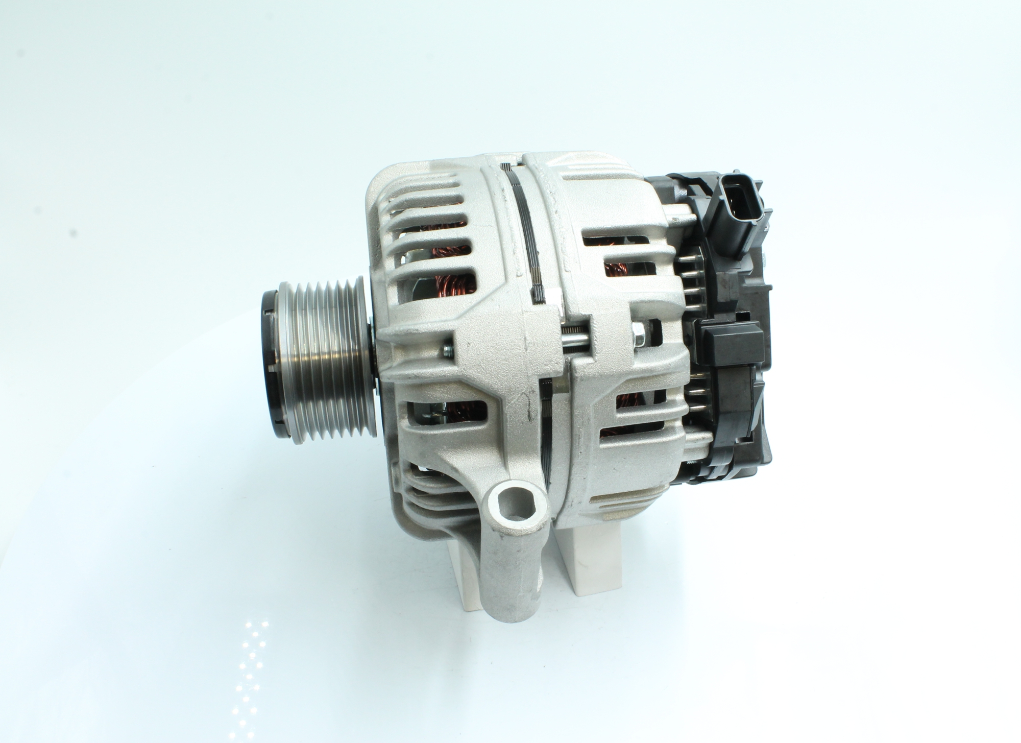 OEM YC1T10300BD PowerMax Laturi 89213470 varten VOLVO, FORD, FORD USA