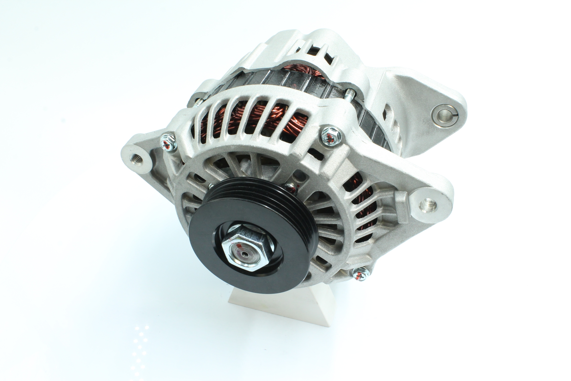 OEM MD310997 PowerMax Laturi 89214178 varten MITSUBISHI