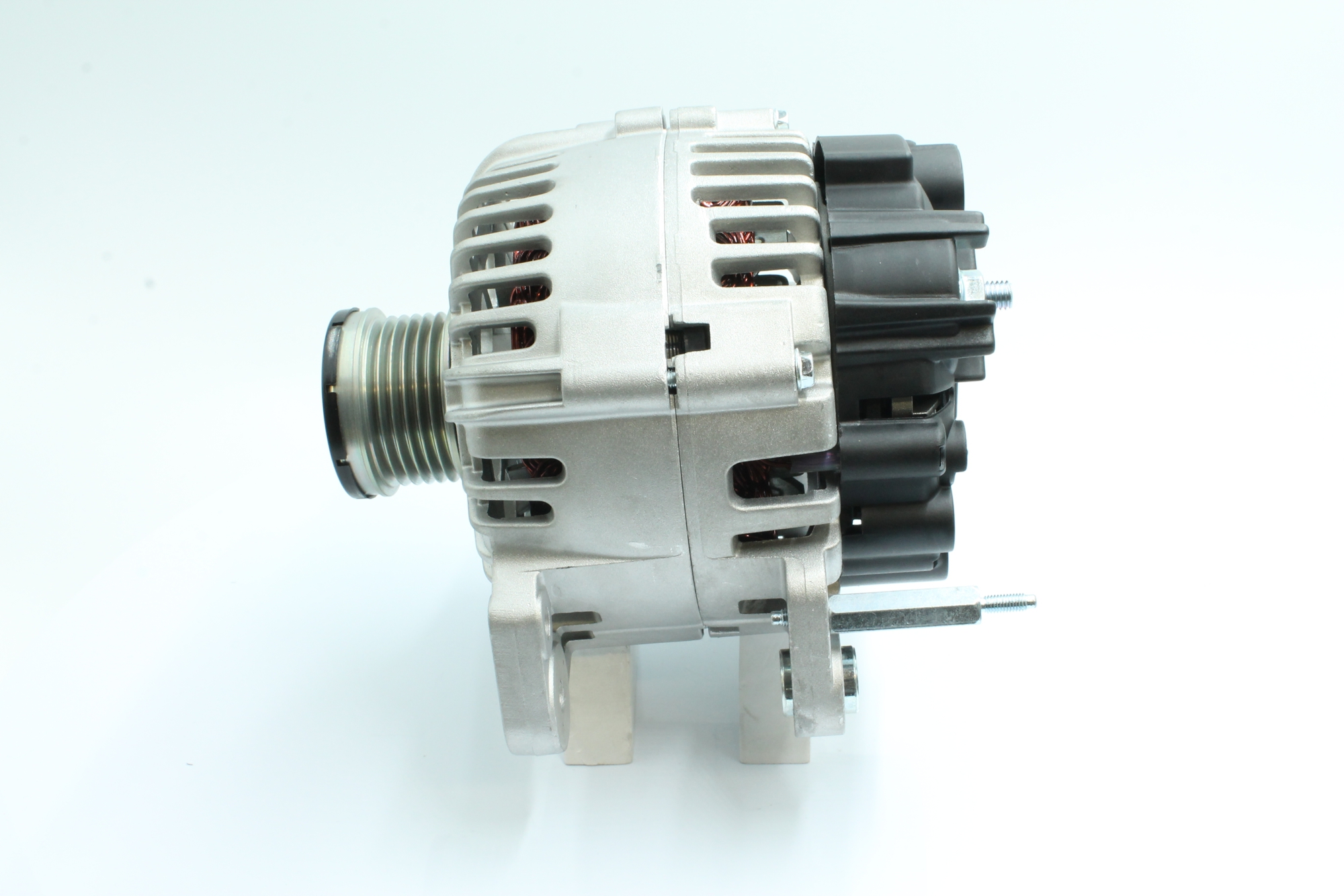 OEM 03C903025G PowerMax Laturi 89214339 varten VW, AUDI, SKODA, SEAT