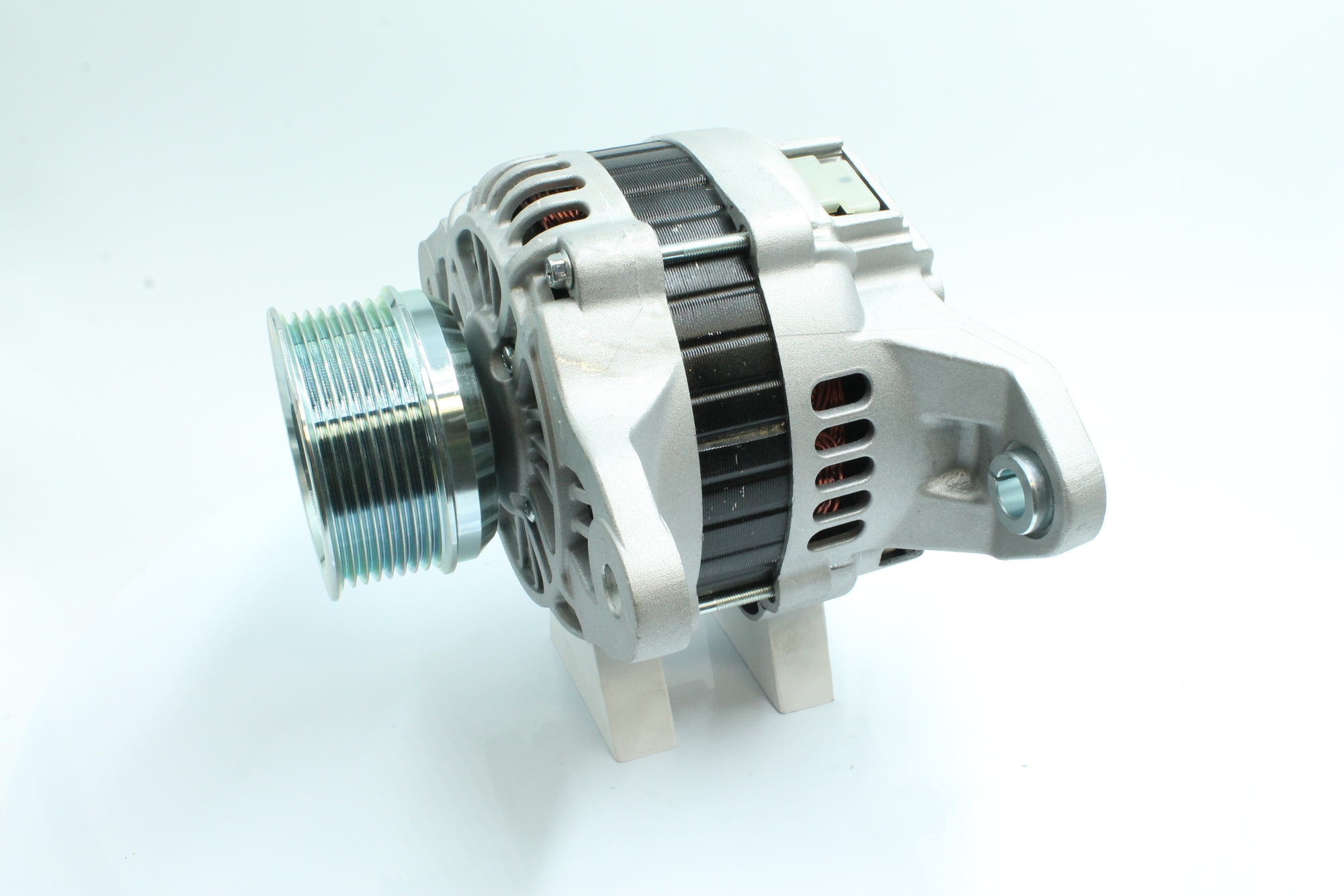 OEM A4TR5391 PowerMax Laturi 89214848 varten MITSUBISHI