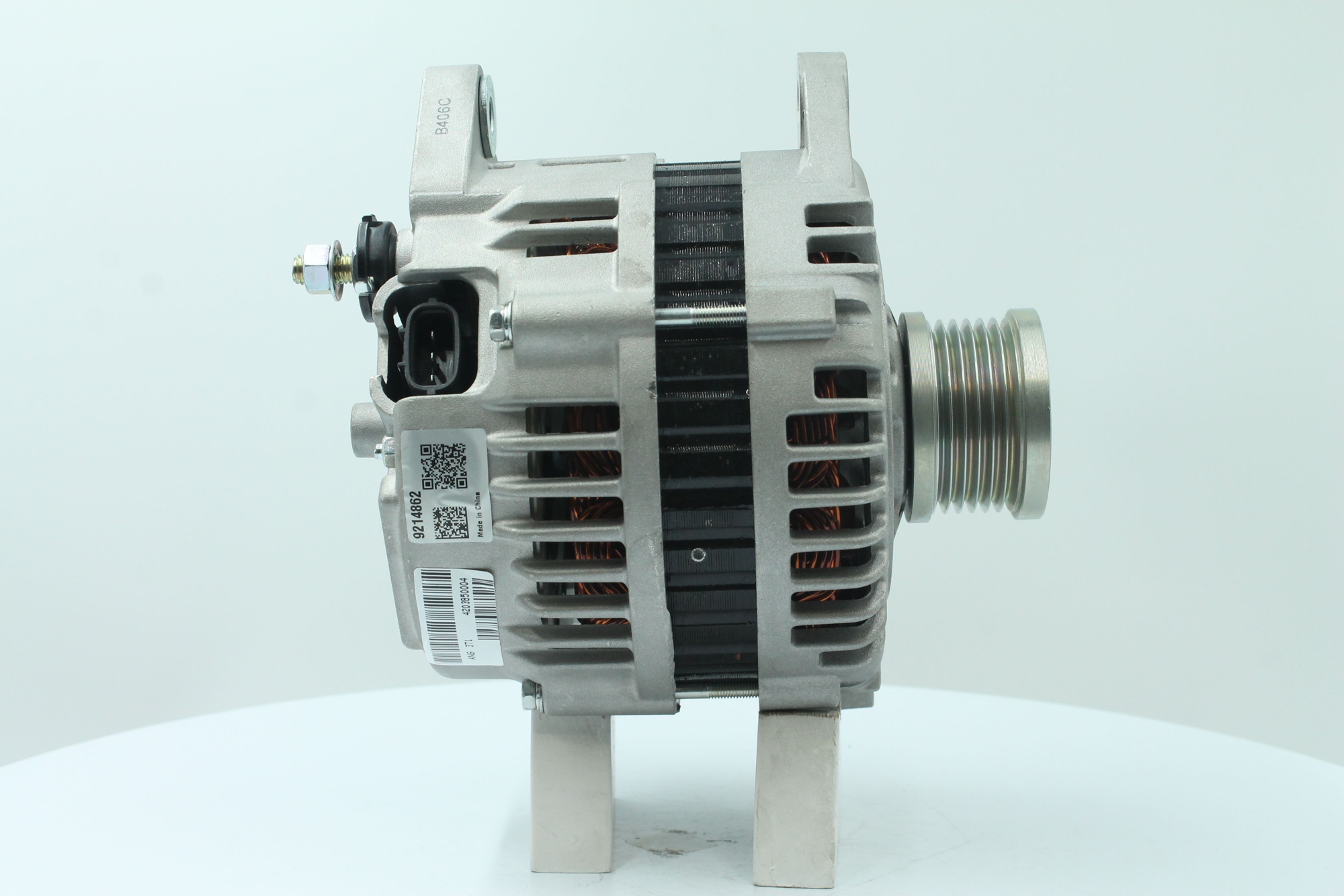 Dynamo / Alternator (89214862) van PowerMax Voor NISSAN PICK UP (D22) 2.4 (110 KW / 150 PK / Van 2003)