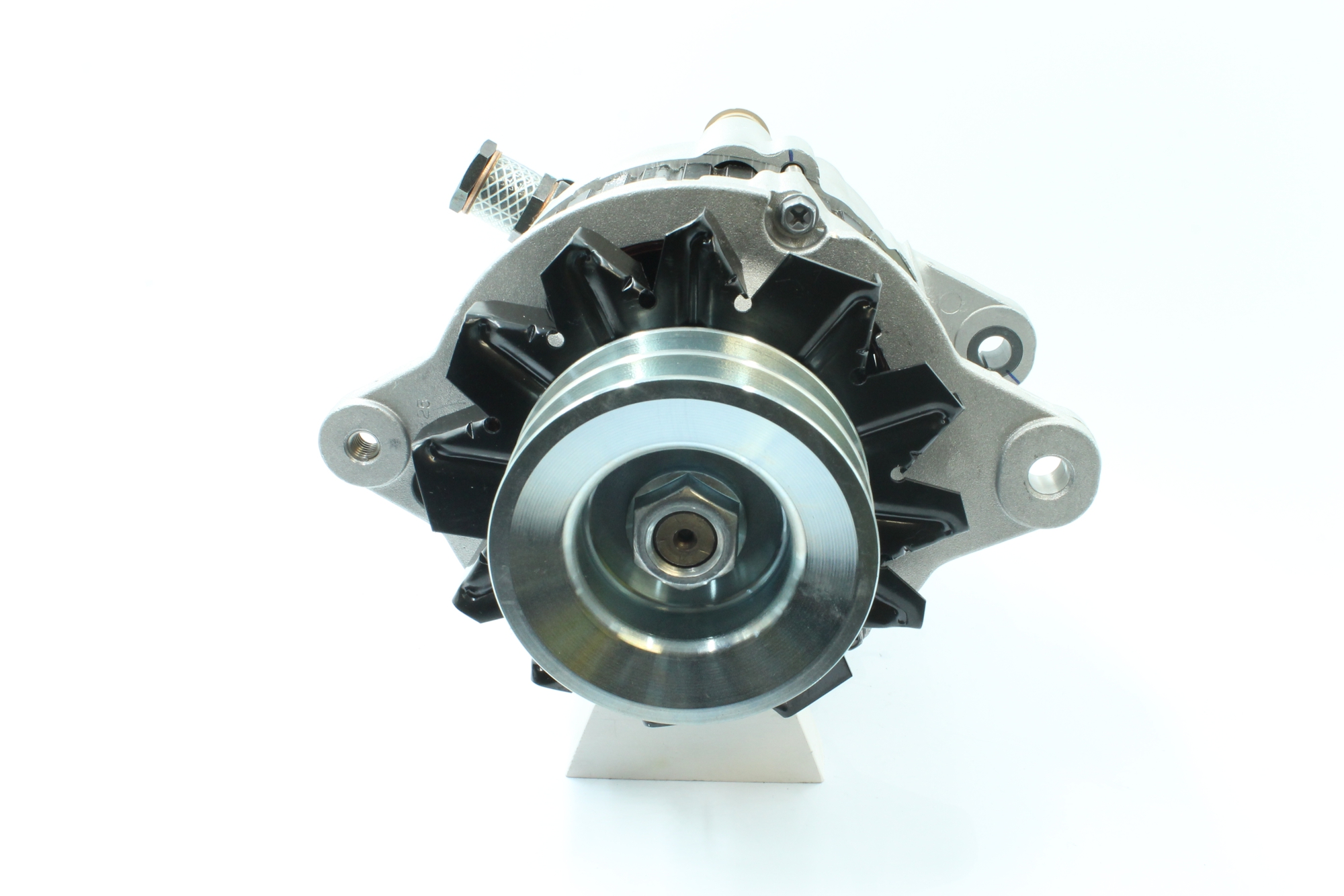 OEM 2310002N16 PowerMax Laturi 9213755 varten TOYOTA, NISSAN, INFINITI