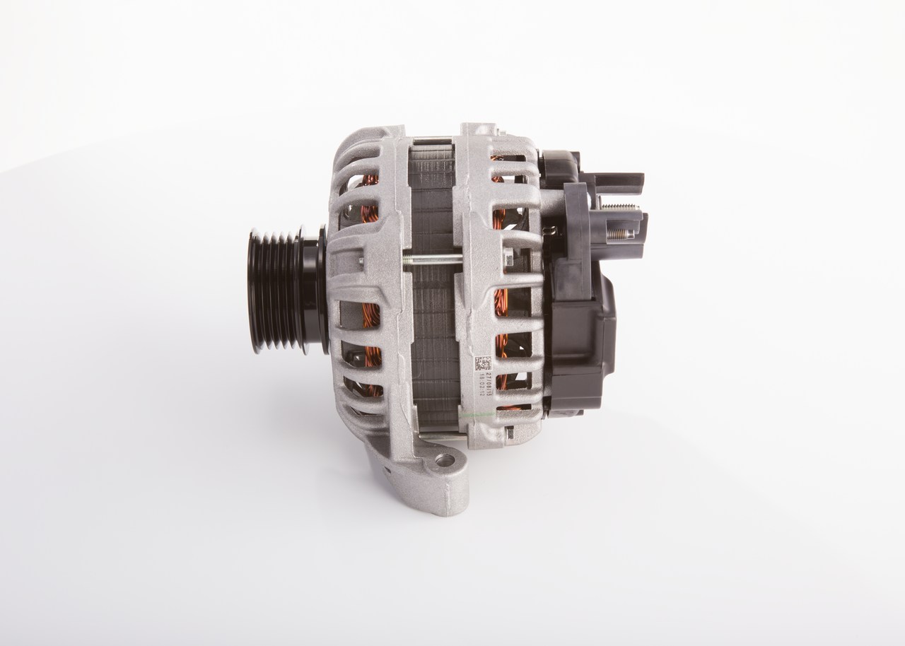 koop Dynamo / Alternator - BOSCH (F 000 BL0 600)