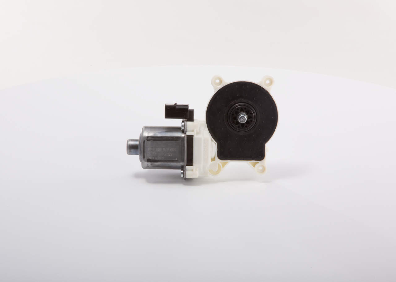 BOSCH El-motor, rudehejs (F 006 B49 681) til VW Fox Hatchback (5Z1, 5Z3, 5Z4) 1.0 Total Flex (53 KW / 72 HK / fra 2003)