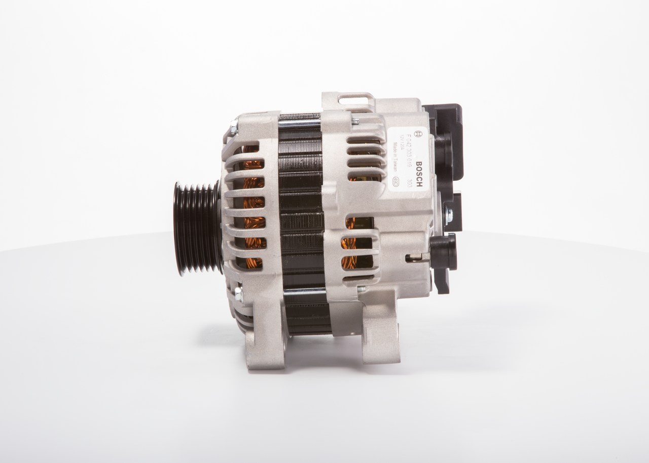 OEM 57052C BOSCH Dynamo F 042 303 019 for VW, PEUGEOT, CITROЁN, LAND ROVER, DS