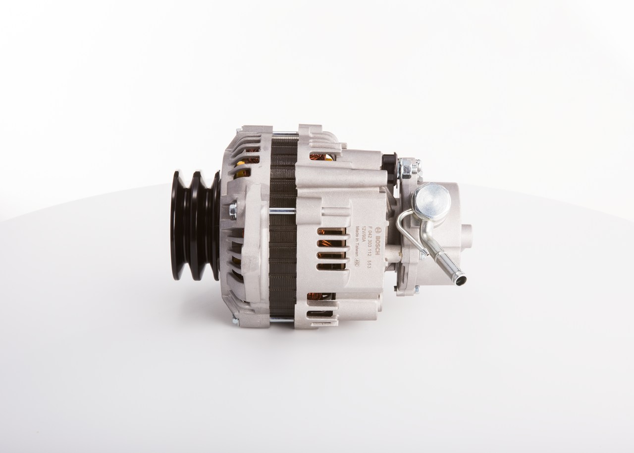 OEM MD366051 BOSCH Laturi F 042 303 112 varten MITSUBISHI