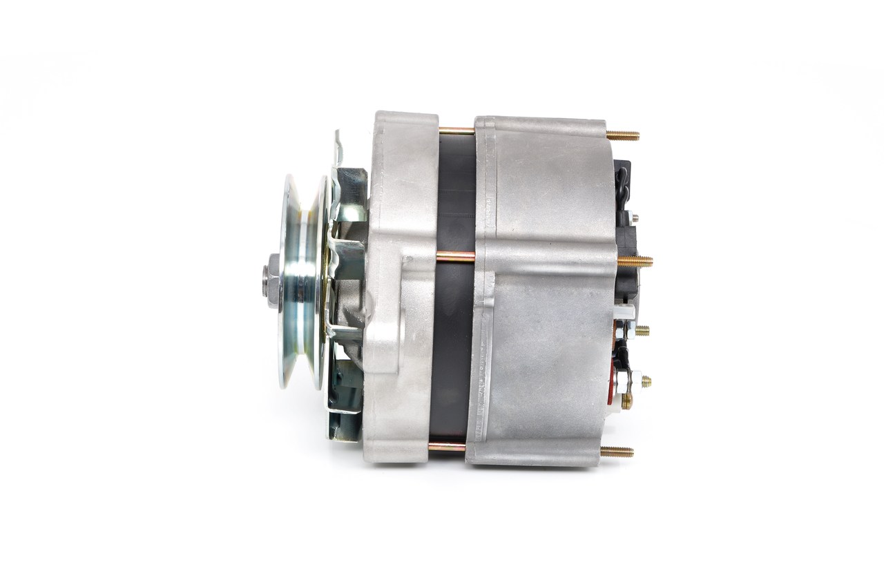OEM 97107321 BOSCH Laturi 0 120 469 037 varten IVECO