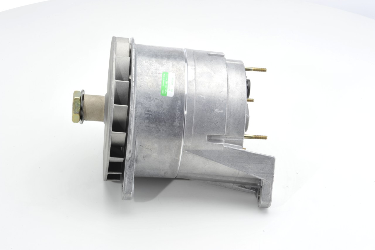 OEM A0111545002 BOSCH Laturi 0 120 689 571 varten MERCEDES-BENZ, DAIMLER