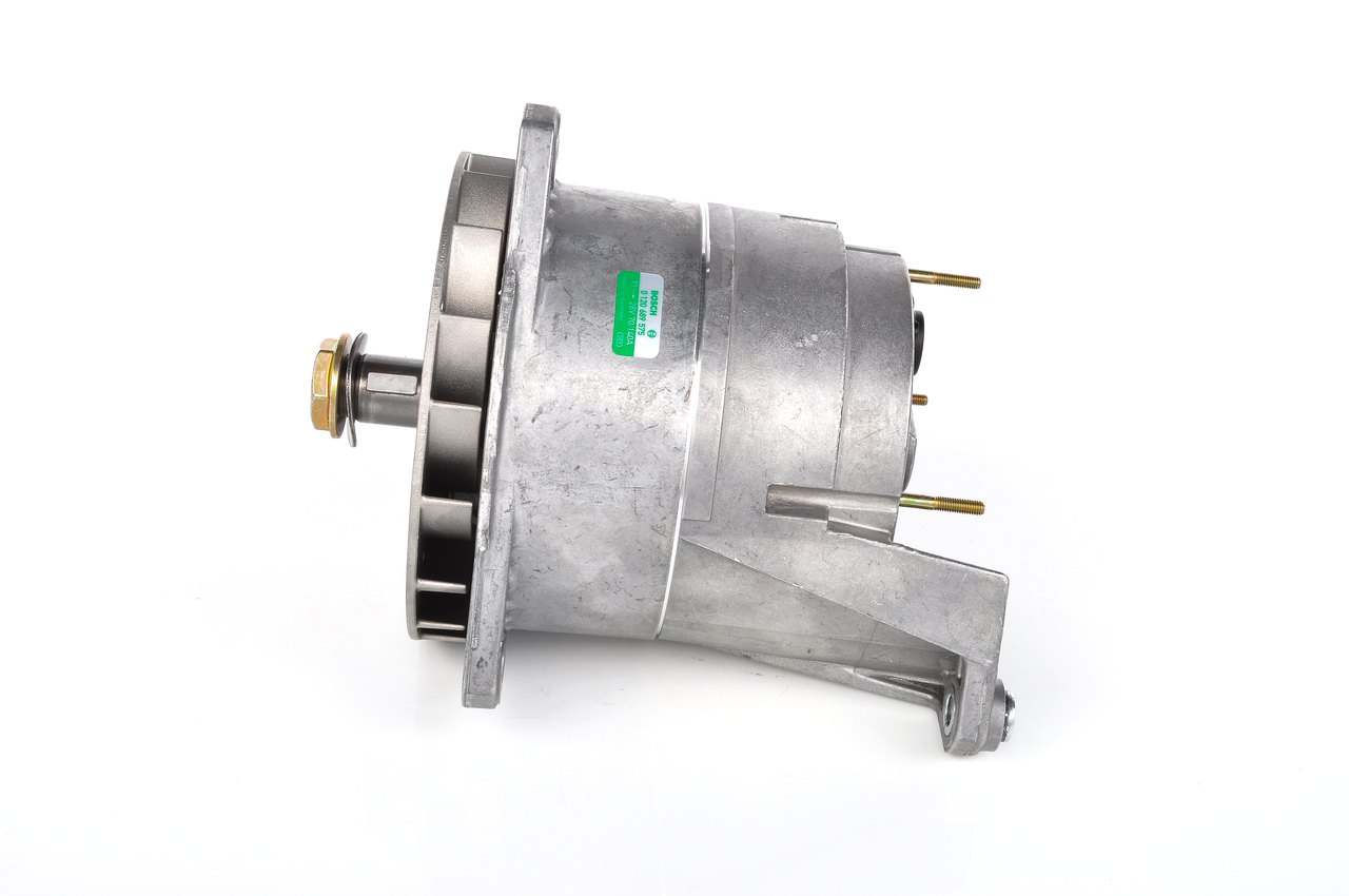 OEM 81261016081 BOSCH Laturi 0 120 689 575 varten MAN