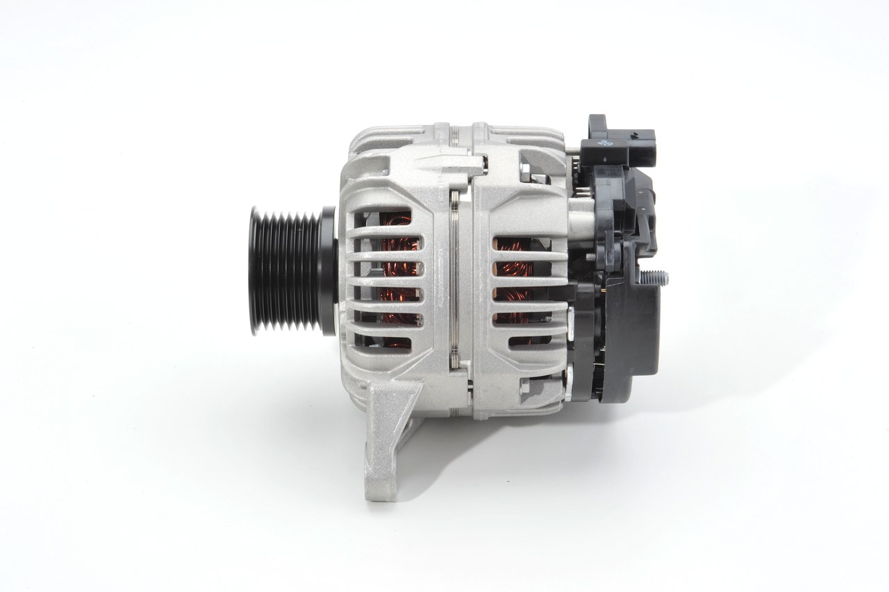 koop Dynamo / Alternator - BOSCH (0 124 325 052)