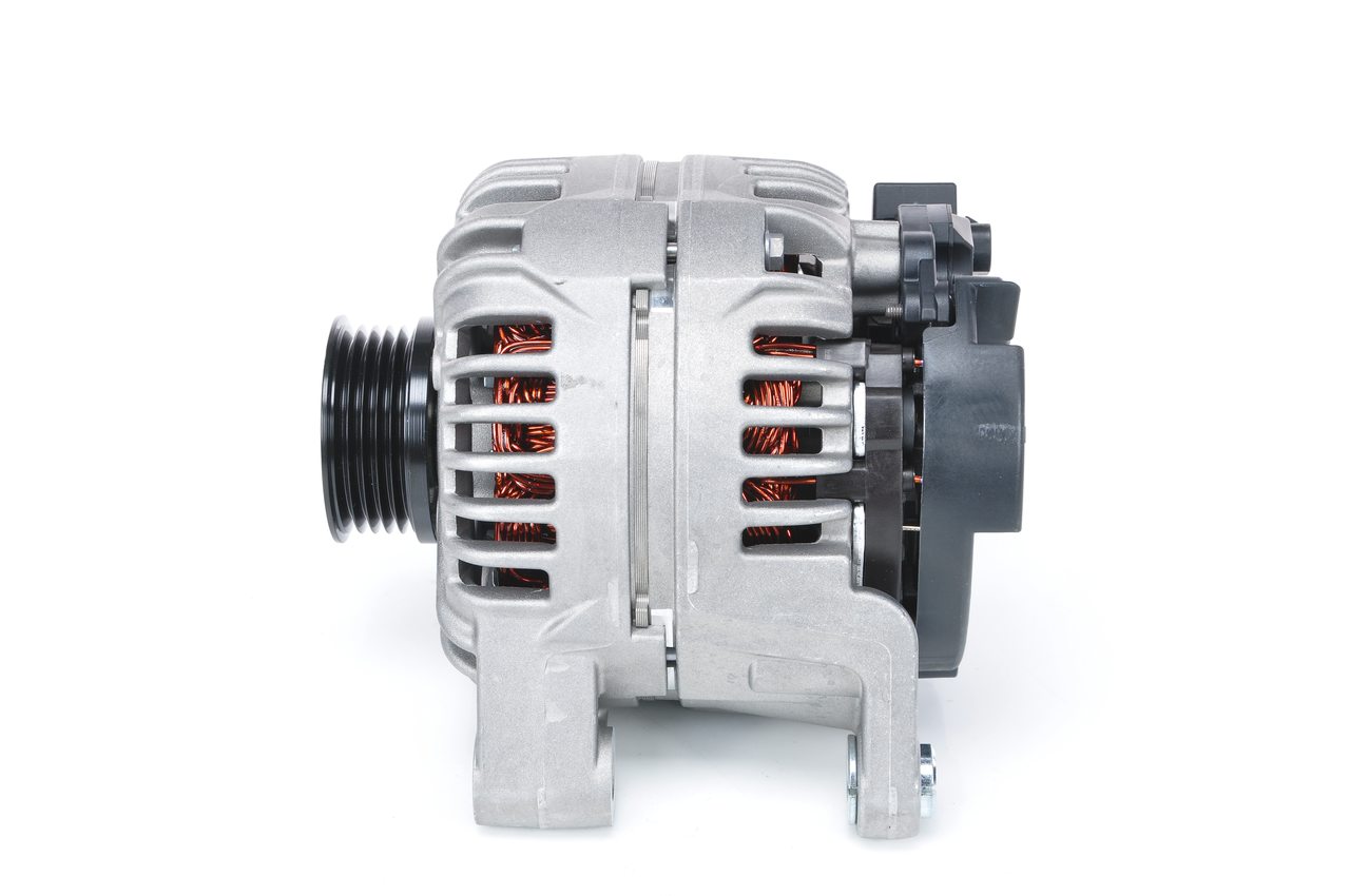 OEM 93190139 BOSCH Laturi 0 124 425 057 varten OPEL, PEUGEOT, CITROЁN, VAUXHALL, PLYMOUTH