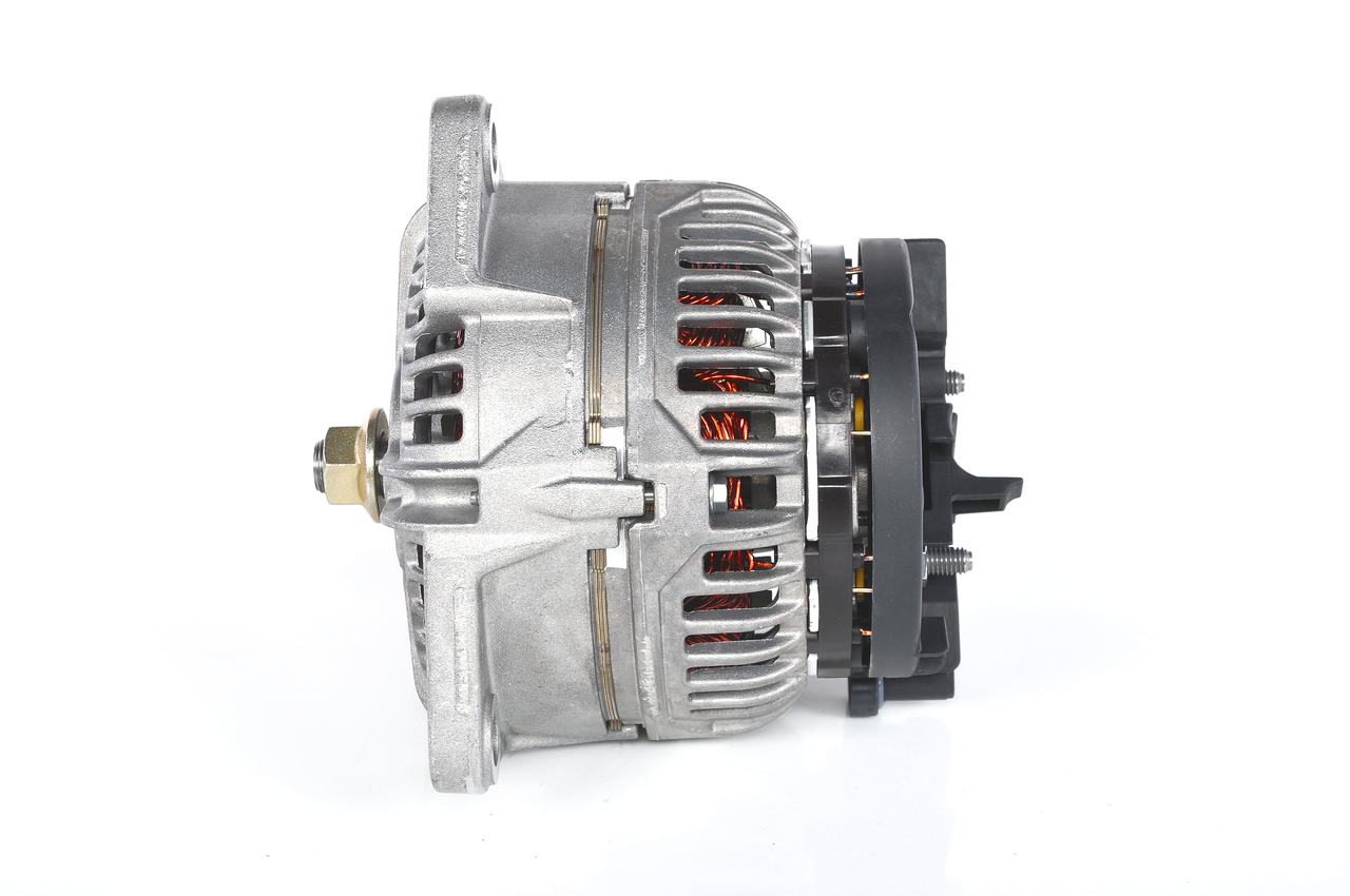 OEM 51261017269 BOSCH Laturi 0 124 555 014 varten MAN