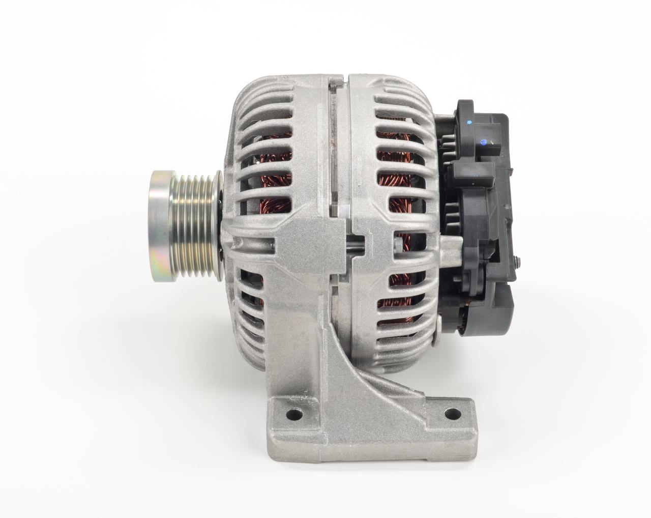 OEM 8603266 BOSCH Laturi 0 124 625 024 varten VOLVO
