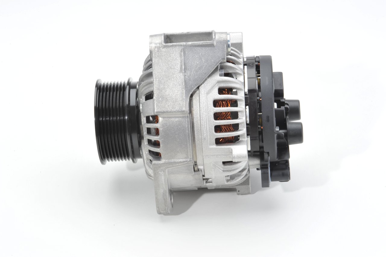 OEM 1697023 BOSCH Laturi 0 124 655 036 varten DAF