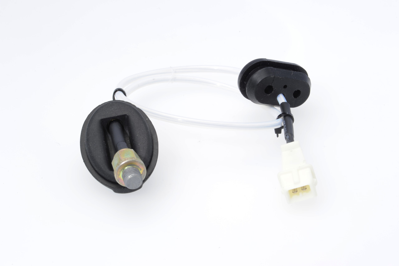 OEM 93060691500 BOSCH Tunnistin, sylinterinkannen lämpötila 0 280 130 070 varten PORSCHE