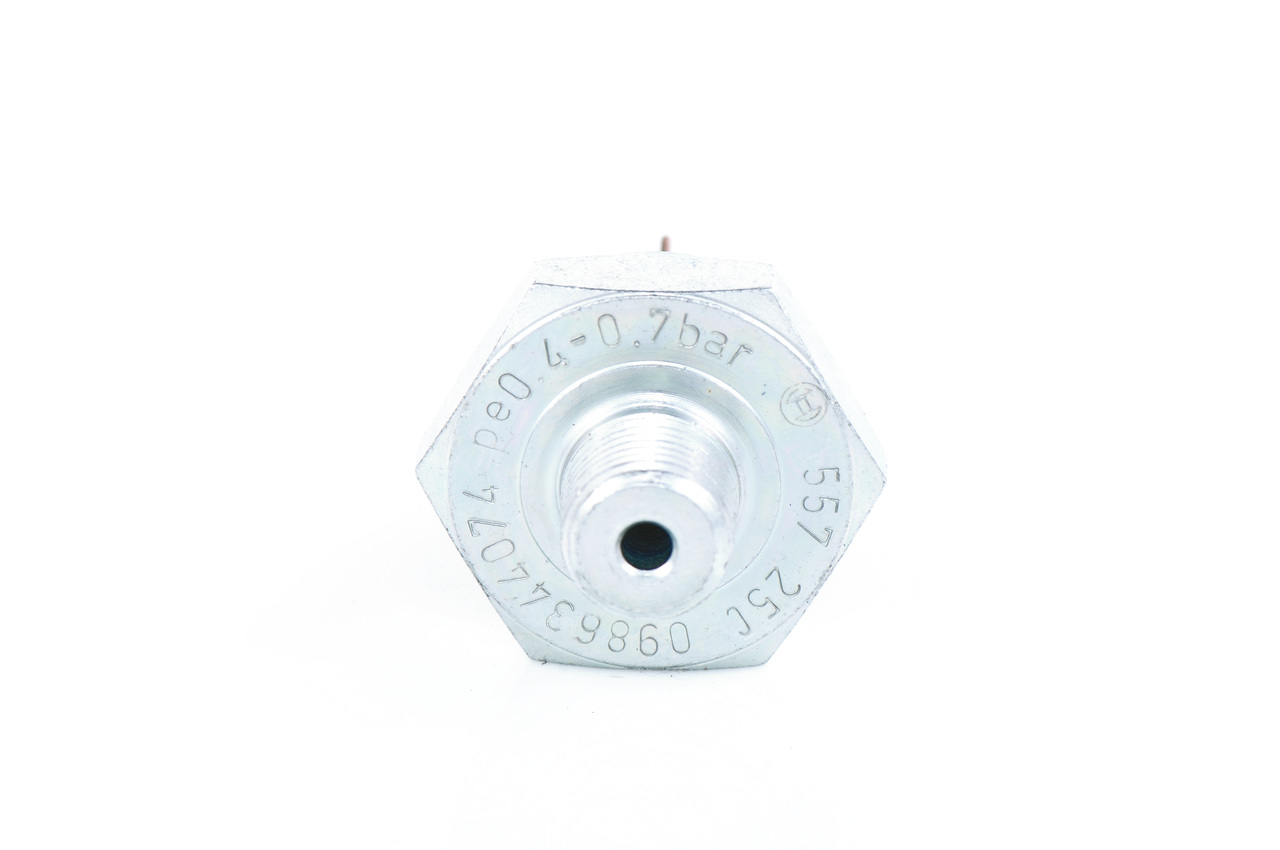 OEM C26899 BOSCH Öljynpainekytkin 0 986 344 074 varten JAGUAR
