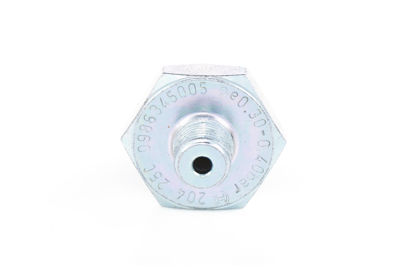 BOSCH Interruptor de pressão do óleo (0 986 345 005) para TOYOTA Dyna Camião de plataforma / Chassis (KD_, LY_, _Y2_, _U3_, _U4_) 3.0 D4d (LY220, LY230) (65 KW / 88 CV / de 2001)