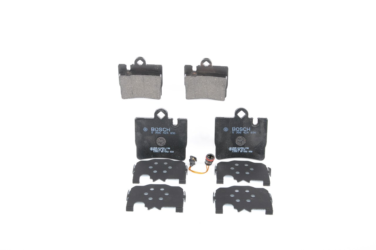 OEM 0044209420 BOSCH Kit pastiglie freni 0 986 424 830 per MERCEDES-BENZ