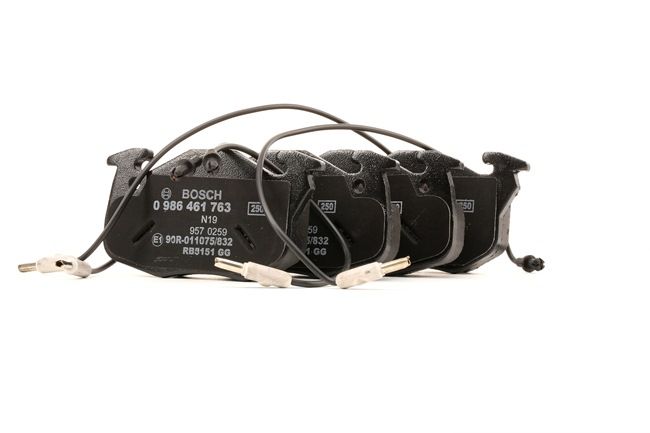 106 Kit pastiglie freni 0 986 461 763 BOSCH