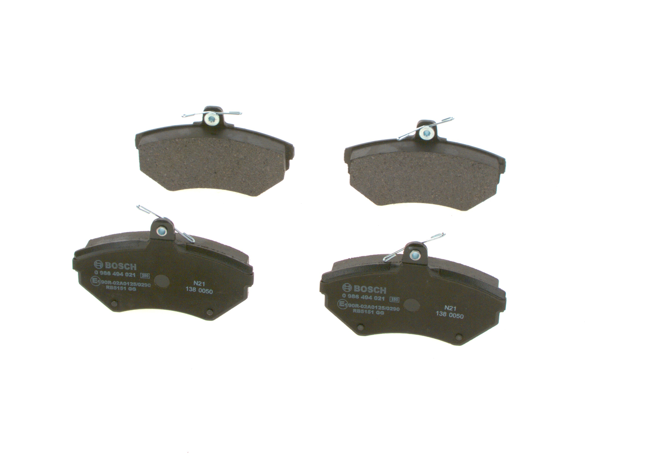 OEM 8E0698151 BOSCH Kit pastiglie freni 0 986 494 021 per VOLKSWAGEN, MERCEDES-BENZ, AUDI, SEAT, SKODA