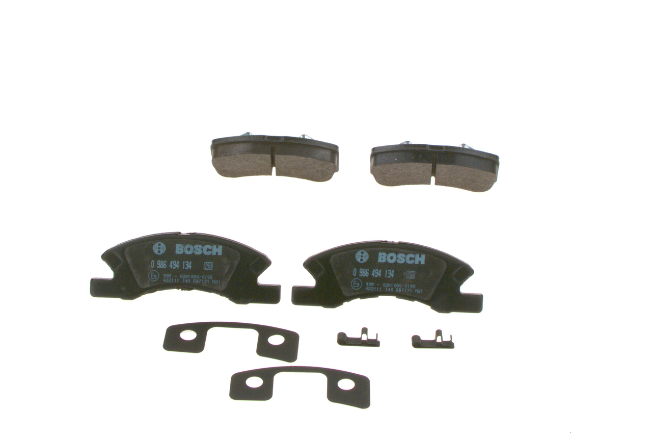 OEM 04465B2040 BOSCH  Bremsbeläge 0 986 494 134 für TOYOTA, MITSUBISHI, ALFA ROMEO, DAIHATSU, WIESMANN