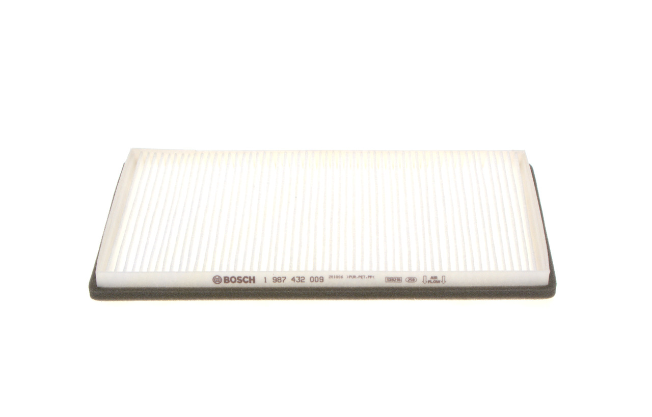 BOSCH Filtre d'habitacle (1 987 432 009) pour RENAULT Megane I Cabriolet (EA, EA0/1) 2.0 16V (110 KW / 150 CH / de 1997)