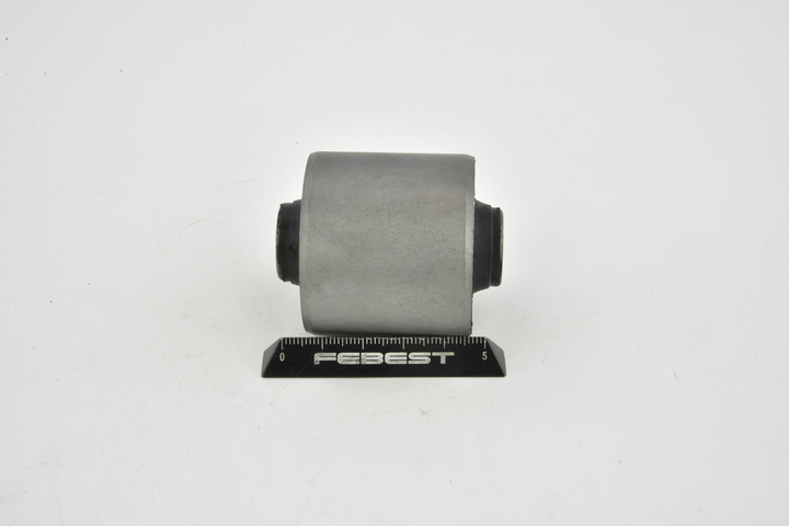 FEBEST Draagarmrubbers SZAB-038