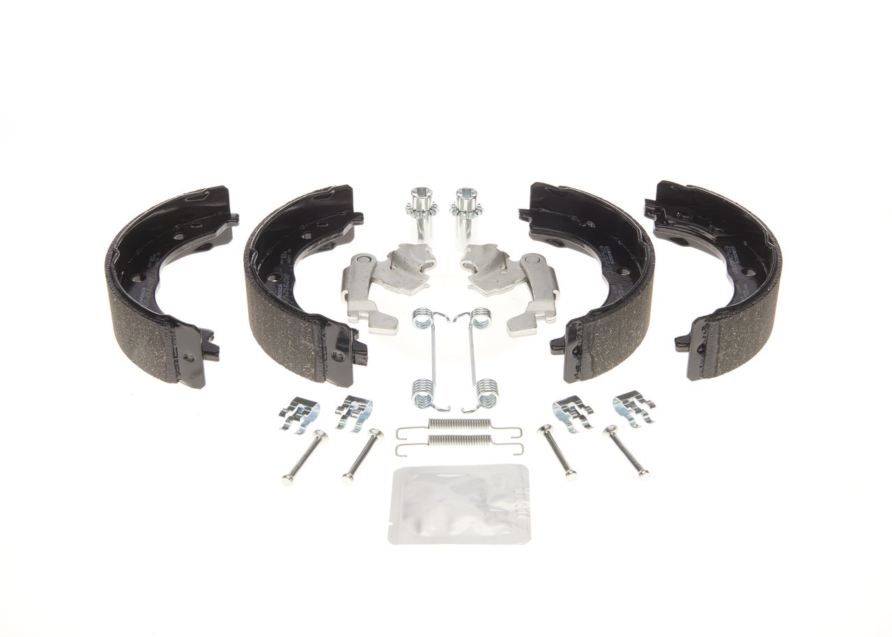 Remmenset, trommelrem (0 204 113 821) van BOSCH Voor FIAT DUCATO Open laadbak/ Chassis (244) 2.8 JTD Power (107 KW / 146 PK / Van 2004)