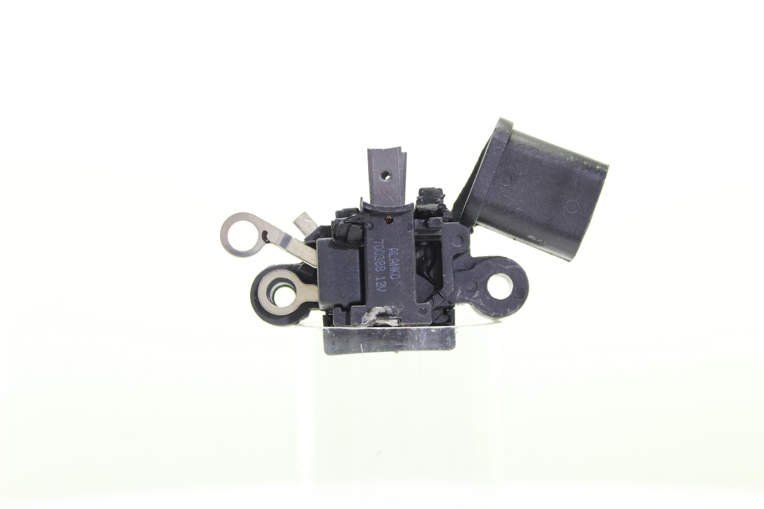 ALANKO Alternator Regulator (10700388) for NISSAN Sunny III Hatchback (N14) 1.6 i (66 KW / 90 HP / from 1990)