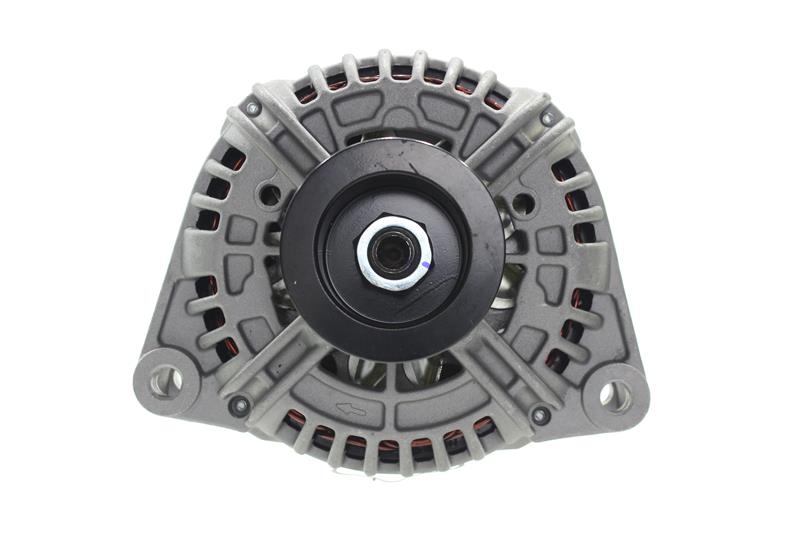 OEM RE185213 ALANKO Laturi 10443959 varten
