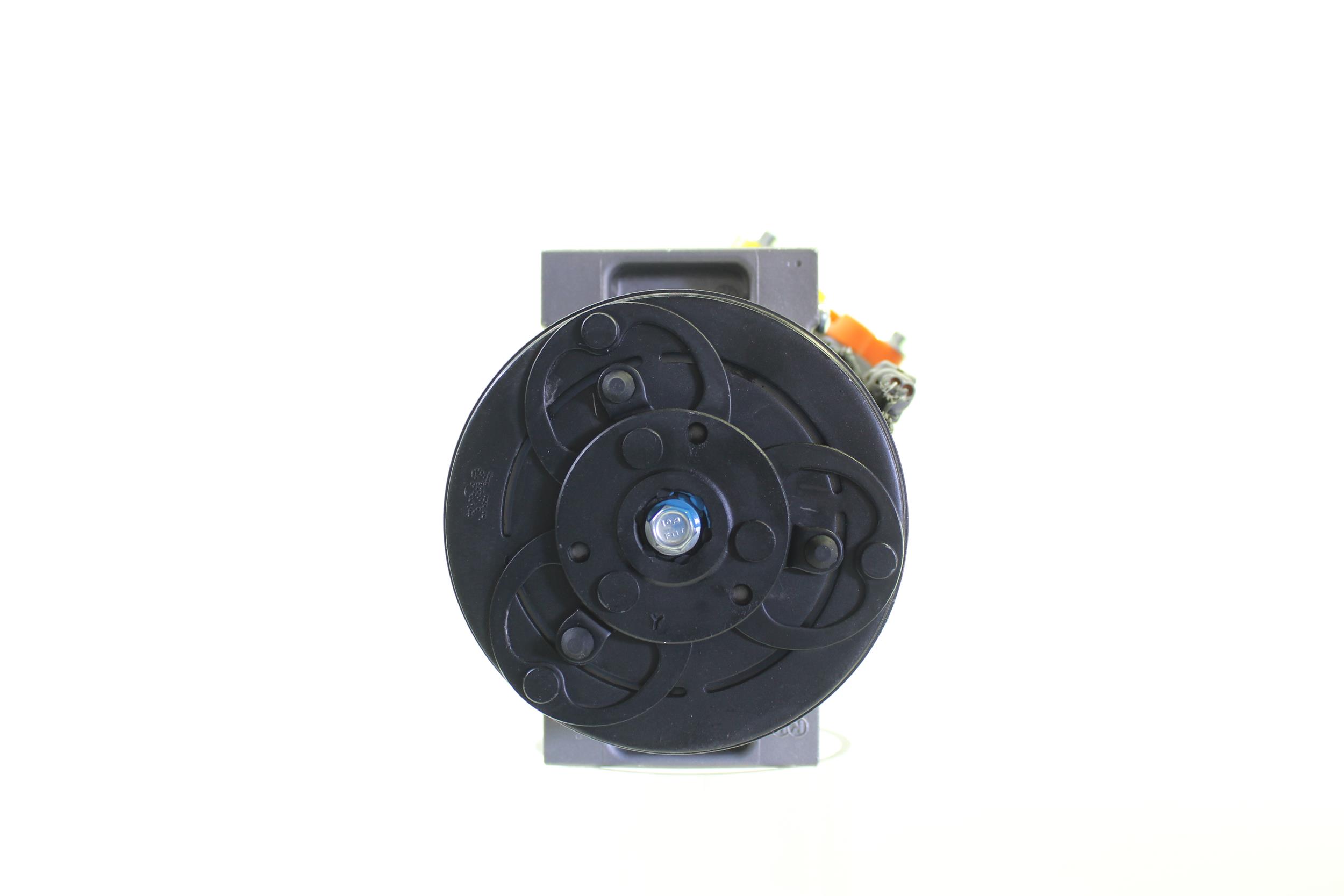 OEM 926000050R ALANKO Ilmastoinnin kompressori 10553242 varten NISSAN, RENAULT, LADA