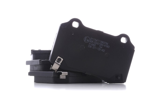 OEM 105506800B STARK Kit pastiglie freni SKBP-0011887 per HYUNDAI, CHEVROLET, TESLA