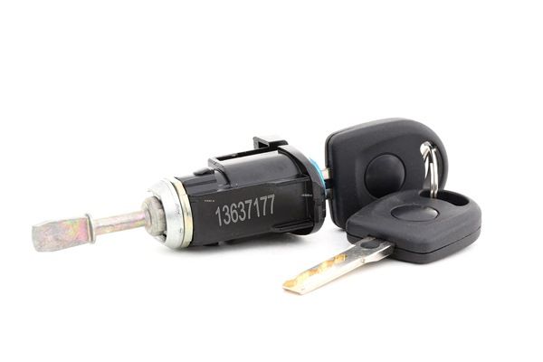 VW Bora Saloon (1J2) 1.6 Lock Cylinder SKLOC-4450017