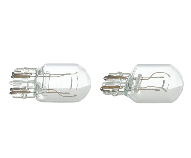HELLA Lámpara (8GD 008 893-003) para TOYOTA RAV 4 II (CLA2_, XA2_, ZCA2_, ACA2_) 2.4 (ACA28) (120 KW / 163 CV / de 2000)