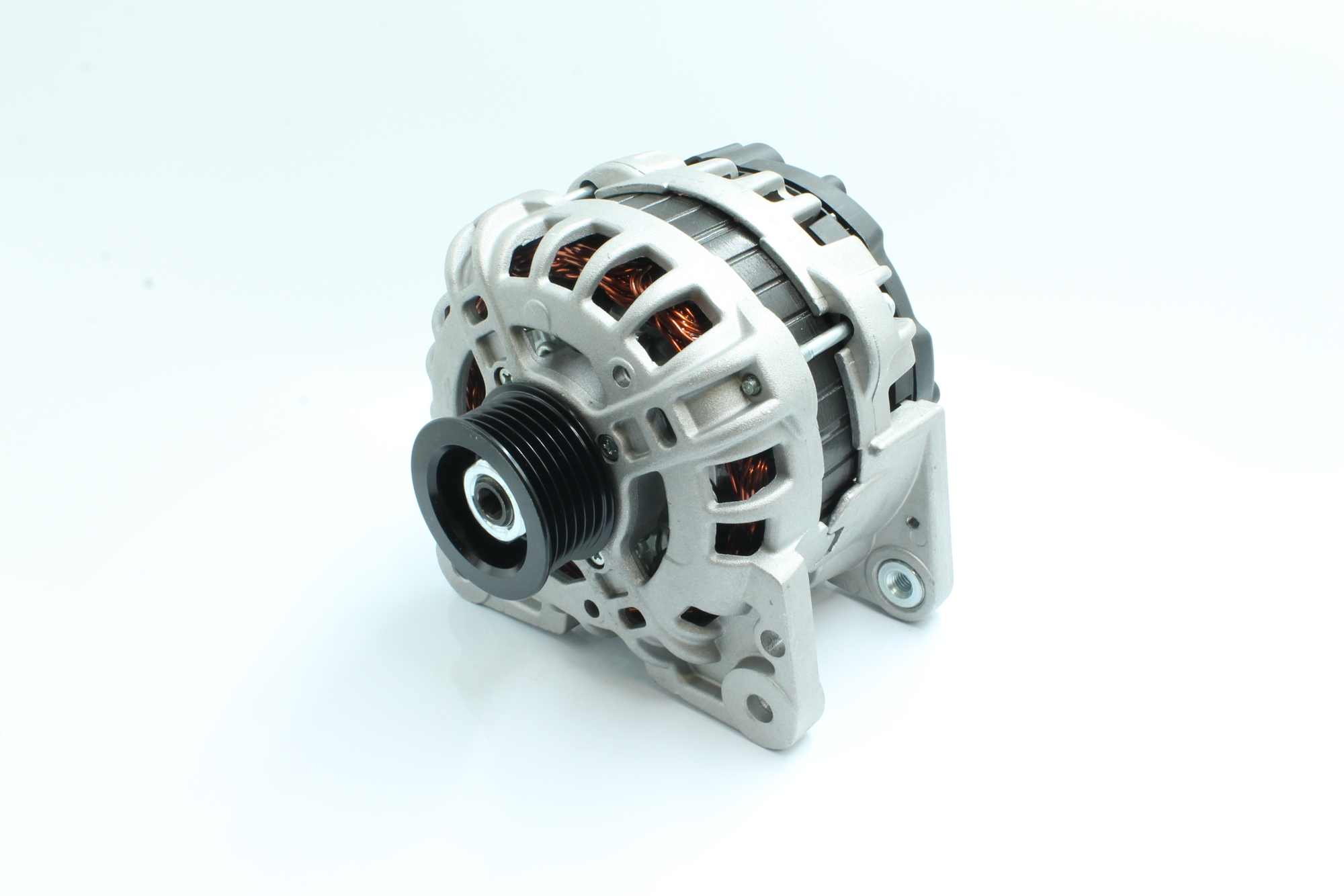 OEM 04C903023HX PowerMax Laturi 89215954 varten VW, AUDI, SKODA, SEAT, LAND ROVER