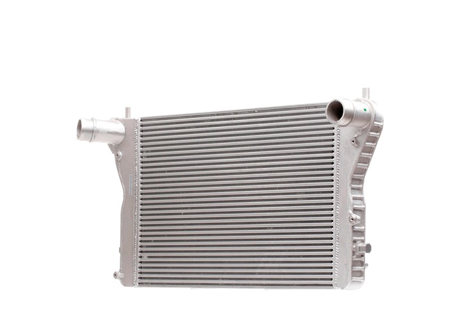 OEM 1K0145803P STARK Intercooler SKICC-0890216 per VOLKSWAGEN, AUDI, SEAT, VOLVO, SKODA