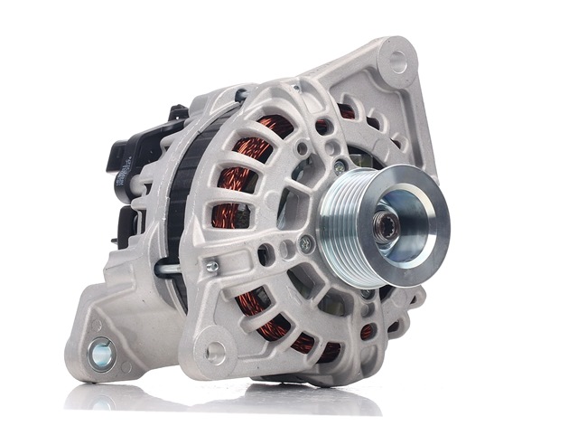 Dynamo / Alternator (SKGN-0321039) van STARK Voor IVECO DAILY V Bestelwagen/Bus 35C21 V, 35S21 V, 40C21 V, 45C21 V, 50C21 V (150 KW / 204 PK / Van 2011)