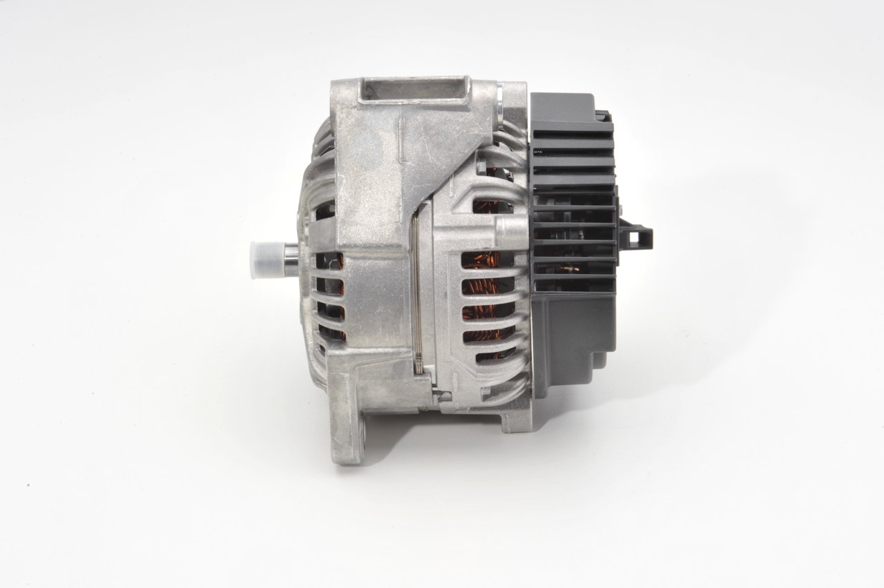 OEM A0131547902 BOSCH Laturi 1 986 A00 518 varten MERCEDES-BENZ