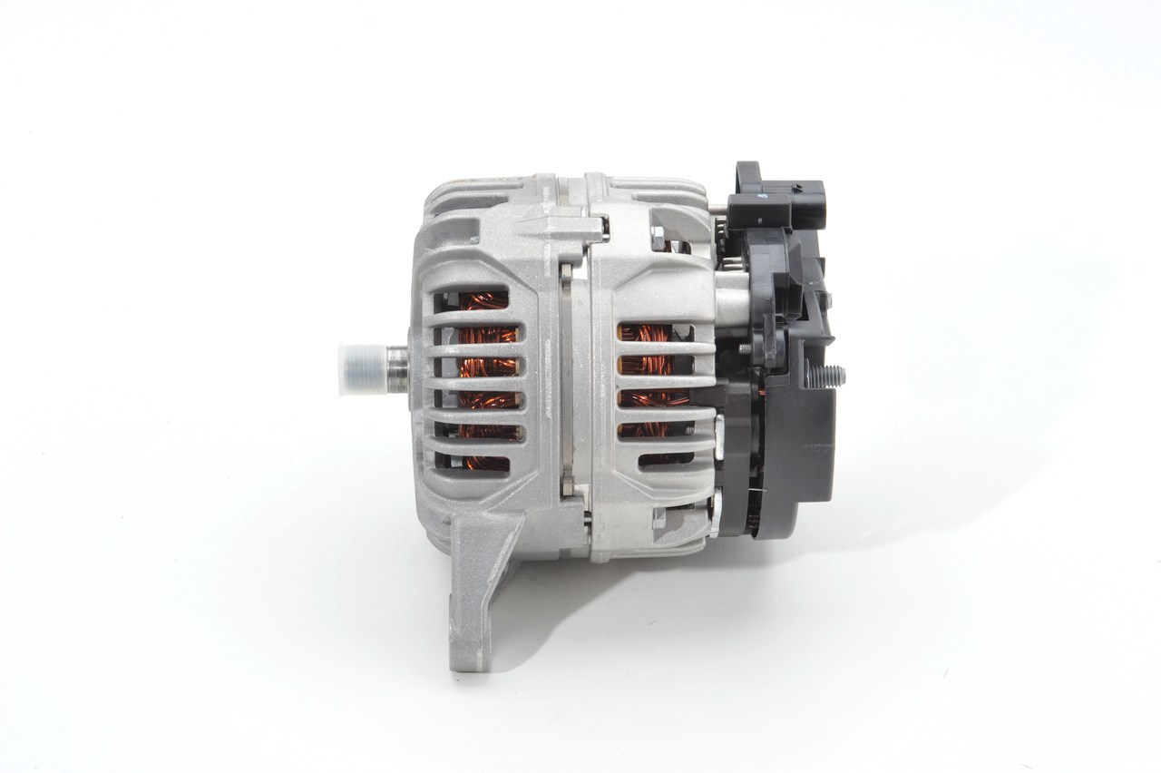 Dynamo / Alternator (1 986 A00 526) van BOSCH Voor IVECO Daily IV Flatbed Vrachtwagen / Chassis 55C16, 70C16 (114 KW / 155 PK / Van 2008)