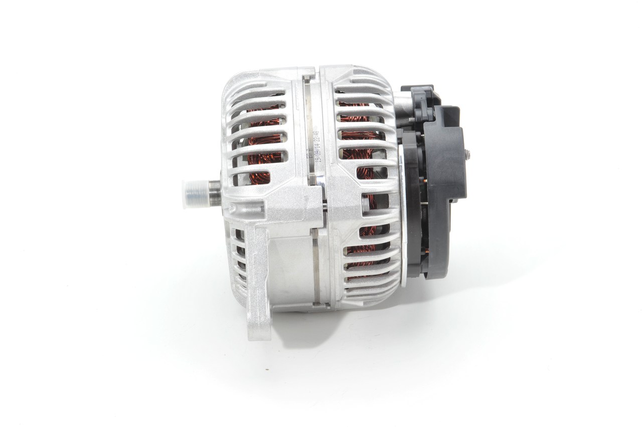 Dynamo / Alternator (1 986 A00 533) van BOSCH Voor IVECO Daily IV Flatbed Vrachtwagen / Chassis 55C16, 70C16 (114 KW / 155 PK / Van 2008)